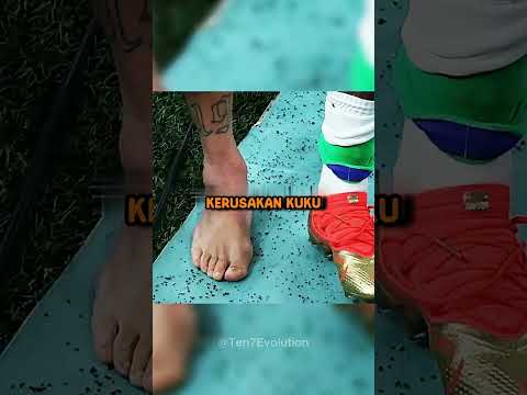 Mengapa Yamal Memakai Sepatu Bot 2 Ukuran Lebih Kecil