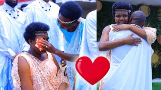IGITANGAZA KIRABAYE😳 Nyuma y'Imyaka 25 Babana Arongeye ARAMUKWA BANAKORA UBUKWE♥️IBI BINTU BIBA HAKE