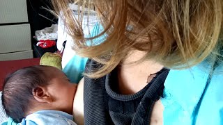 Breastfeeding Mom in Ecuador cold river swimming