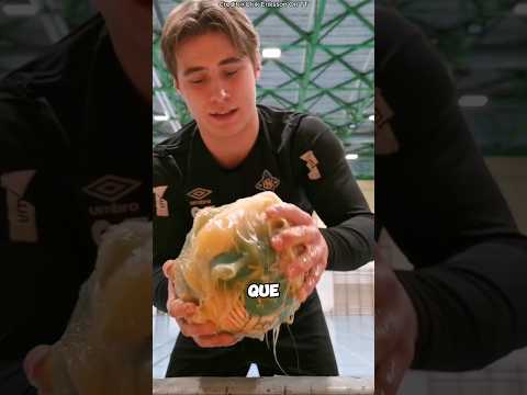 Por qué los jugadores de balonmano usan pegamento en sus manos#shortvideo