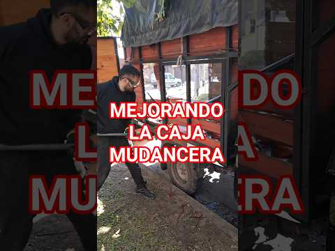 Mejorando la caja mudancera de la Dodge. El pr贸ximo paso va a ser la cabina. #restauracion