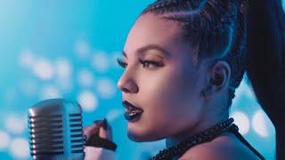 Soley - Cuando Cae El Sol (Video Oficial)