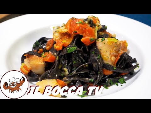 858 - Tagliolini al nero di seppia e sugo di cappone, capodanno da barone! (pasta di pesce sfiziosa)