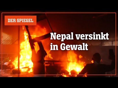 Eskalation in Nepal: Demonstranten setzen Häuser von Politikern in Brand | DER SPIEGEL