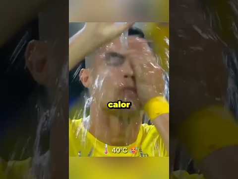 ¿40 °C? Ni siquiera Ronaldo pudo soportarlo 🤯😱 #football #shorts