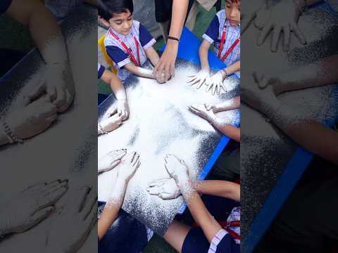 This is how Japanese school students draw pictures | #shorts