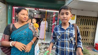 আজ আমি আর অর্জুন দুজনে মিলেই পুজোর কেনাকাটা করলাম