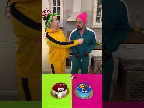 M&M’s Red cake vs M&M’s Yellow cake | Ice Cream Challenge | Pavlobobo