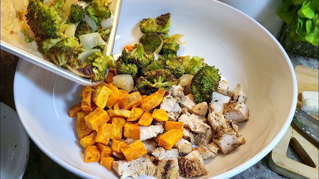 I'm a hot mess so here's an EASY Fall salad idea