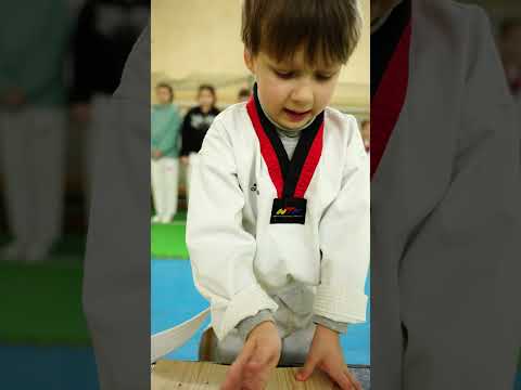 Илюха проверяет доски! #taekwondo #тхэквондо #дети