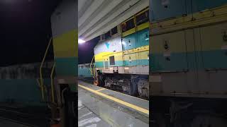 Locomotiva Dash 9 #1291 do trem de passageiros da Vale #efvm #train #mg #ferrovia #railway #rail