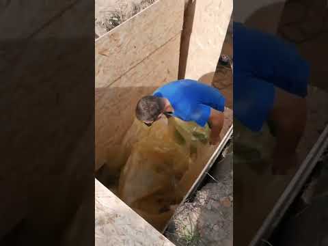 БАНЯ ПОД ЗЕМЛЕЙ