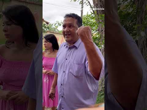 Empresário faz teste com as futuras cuidadoras do seu filho.