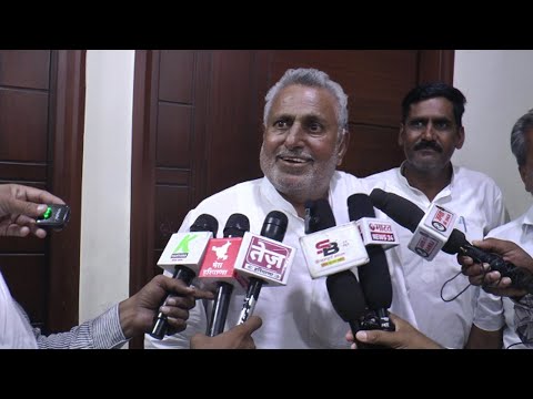 लल्लनटाॅप नेता भरत सिंह बैनिवाल ने कालांवाली में फेंके टोटके, धमकी देने वालों को मेरे पास भेज देना