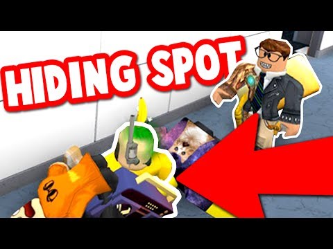FAKE OOF HIDING SPOT IN ROBLOX Murder Mystery 2!!
