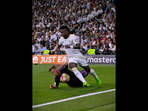 Vinicius vs bayern #realmadrid #football #soccer #spain #shorts
