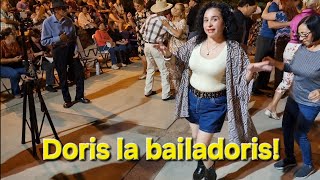 Doris La Tiktoker bailando