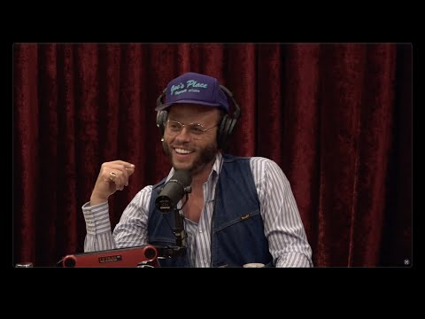 Joe Rogan Experience #2340 - Charley Crockett