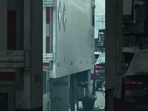 BMW driver vs trucker #shortviral #foryou #funny #bmw #trucker #fyp #shortviral #trending #viralreel