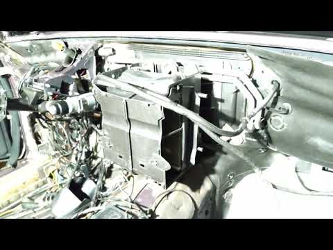 W 124 Демонтаж корпуса отопителя ч. 1
