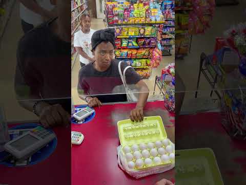 Not what she was expecting… lol #customersbelike #crazyfunny #funny #foryou #fypシ゚viral #fyp #eggs