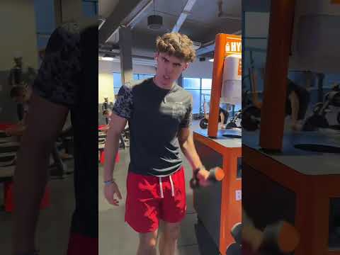 Cétait vraiment lourd #short #shorts #larzizeMatteo