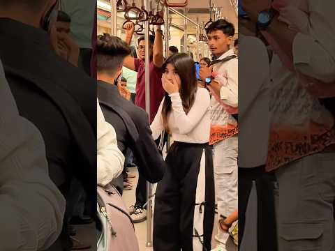 दादी Voice in Metro: Bollai Hu Lalla Prank Goes Wild 🤪😜🥰
