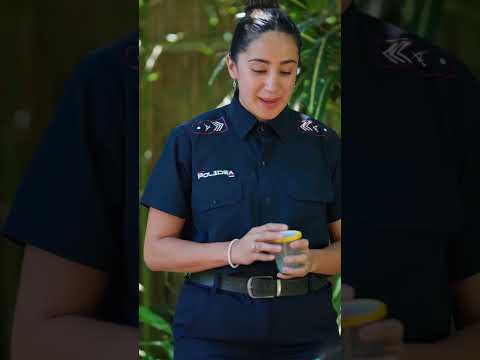 Niña subsiono leche de su madre, para darcela a esta policia y salve a su madre de este mal hombre