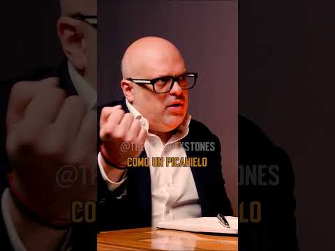 ME METIÓ 3 PIQUETES...¡TODO POR UNA PIEDRA!
