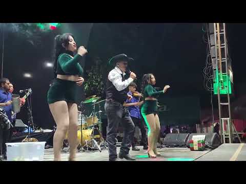 ociel y sus bailarinas 🥰💃#shortsviral #baile #cumbia #shortsviral #shortsfeed #viralvideo