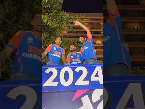 Can’t believe I saw them? #worldchampionship #viratkohli #rohitsharma #hardikpandya