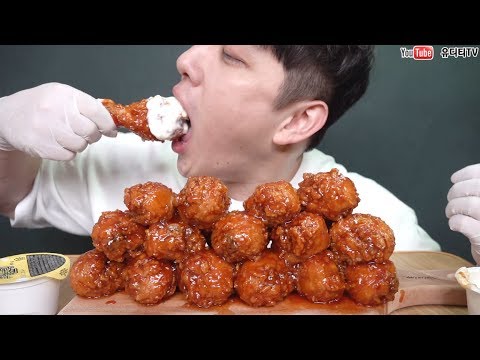 BBQ시크릿양념닭다리치킨을 뿌링클소스에 찍어서 먹어보았습니다 억울함주의 리얼사운드 먹방 REAL SOUND MUKBANG SOCIAL EATING