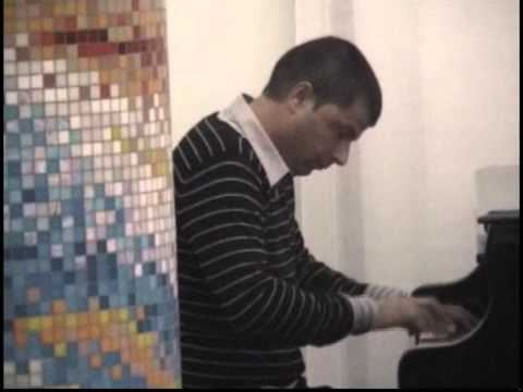 Simone Pavone "solopiano"