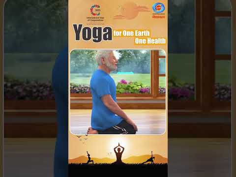 5 Minute Vajrasana se Sudhrega Pachan aur Milegi Shaanti! #YogaWithDD #IDY2025 #YogaForAll