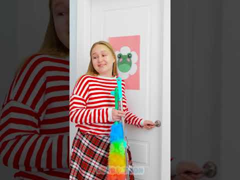 Clean Up FUN! ๐งผ Let's Do Chores ๐งน Together! #kidsvideo #shorts