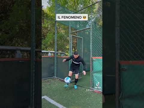 TU QUALE SEI? 😂⚽️ #ilbossdelfreestyle