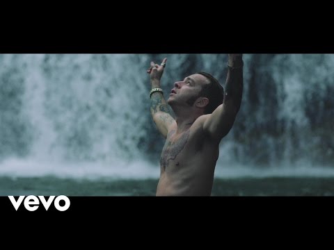 Salmo, Victor Kwality - Il messia (Videoclip) ft. Travis Barker