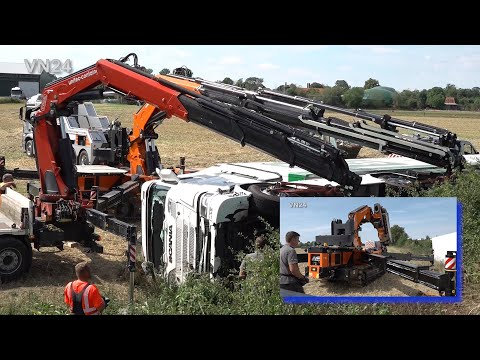 02.08.2022 - VN24 - Raupenkran bei Bergung eines Sattelzuges eingesetzt (Jekko JF990)