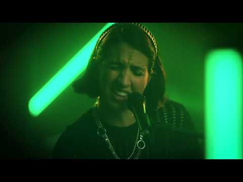 Sessions At Allsaints: She Walks In - Victoria Canal