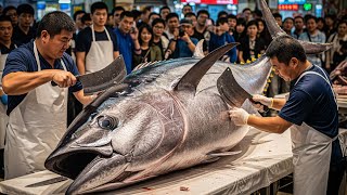 Fastest Cut on a 473kg Tuna EVER! ⚡ #BluefinTuna #EpicSeafood #KnifeArt