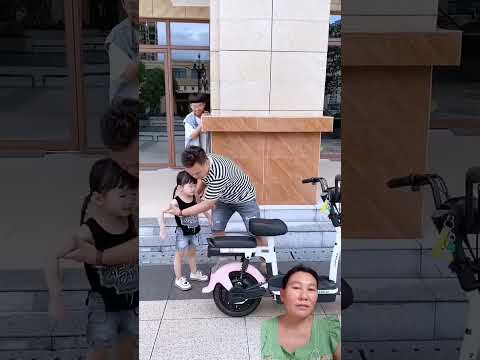 Còn anh Hai chưa Lên xe mà #funny