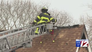 20 displaced by fire in Lincoln apartment building