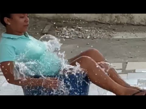 la ponchera de agua🤣🤣🤣(entretenimiento)