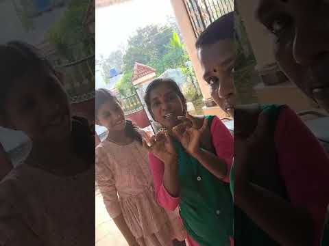 വീട്ടുകാർ അറിഞ്ഞില്ല ഒരു ജോഡി സ്വർണ്ണക്കമ്മൽ