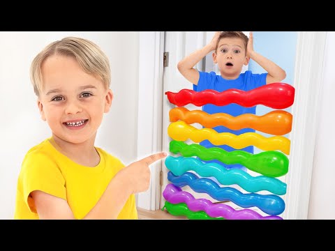 Крис и друзья играют с воздушными шариками — Весёлая история для детей