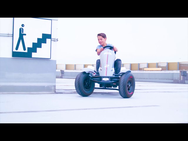 Video Skelter BERG Race GTS XL-BFR