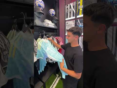 Abone olup yorum atanlara istediği bir şeyi alıyorum 😂 #shortsvideo #funny #işbirliği #futbol