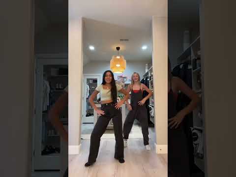 PaisLee accidentally hit NayVee 😭 #notenoughnelsons #dance #fanpage
