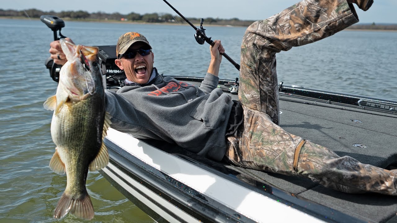 MY BIGGEST BASS OF THE YEAR! Ripping Crankbaits