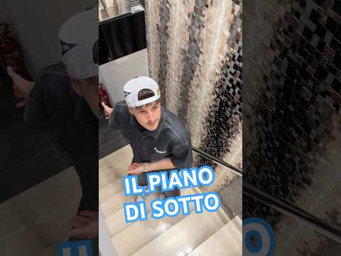 Raga NON c’è un piano di sotto!😅😂 #resellzone #sneakers #jordan4 #jordan1 #nike